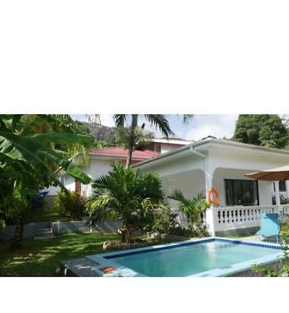 Hotel Ogumka, Self Catering , Beoliere, Mahe à Victoria Extérieur photo
