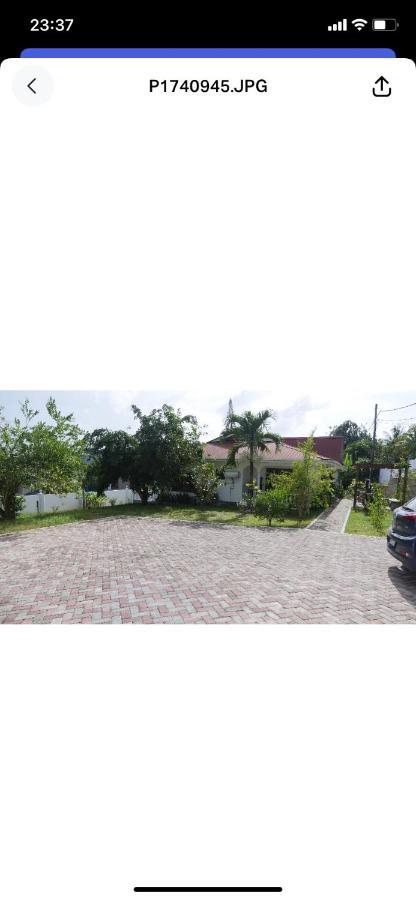 Hotel Ogumka, Self Catering , Beoliere, Mahe à Victoria Extérieur photo