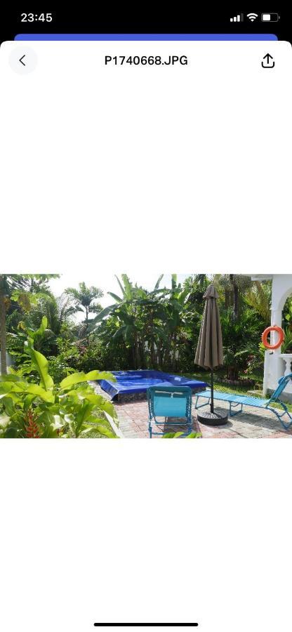 Hotel Ogumka, Self Catering , Beoliere, Mahe à Victoria Extérieur photo