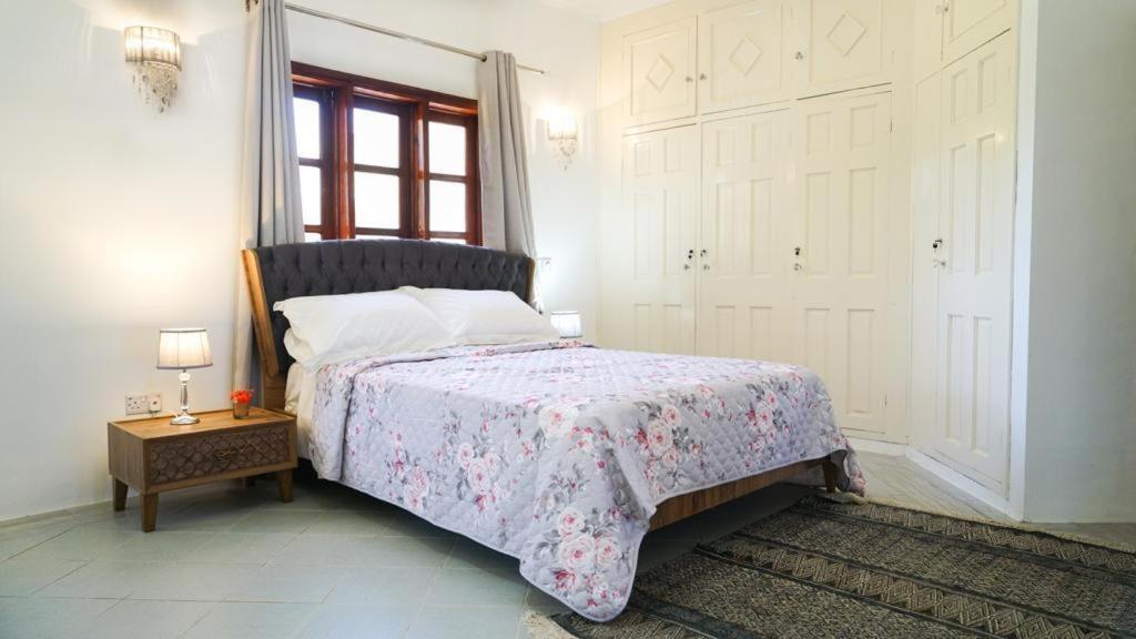 Hotel Ogumka, Self Catering , Beoliere, Mahe à Victoria Extérieur photo